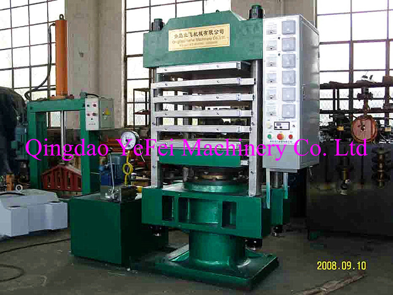 Multilayer and pillar type vulcanizing machine